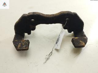 скоба суппорта Mazda 3 BK 2003, 1.4 л., бензин, МКПП, белый, хетчбэк 5 дв.