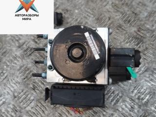 блок ABS BMW 1 серия F20/F21 2012, 2.0 л., дизель, МКПП, чёрный, хетчбэк 5 дв., 6857323, 6857324