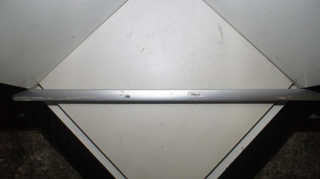 молдинг двери передней левой Opel Meriva A 2006, 1.6 л., бензин, АКПП, серый, минивэн, 93318765
