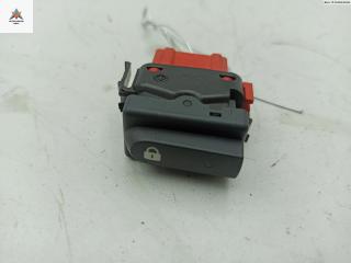 кнопка центрального замка Renault Clio 2 поколение [рестайлинг] 2002, 1.2 л., бензин, МКПП, красный, хетчбэк 5 дв., 26488