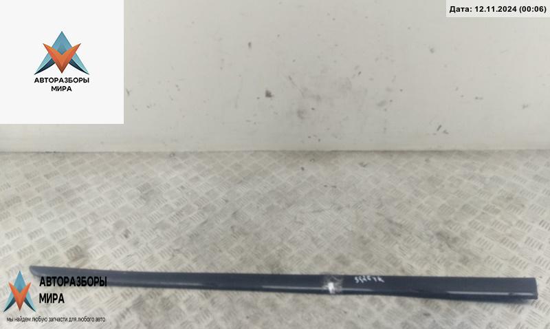 молдинг двери передней левой Mercedes-Benz A-Класс W169 2006, 2.0 л., дизель, МКПП, чёрный, хетчбэк 5 дв., 1696900562 - фото №1