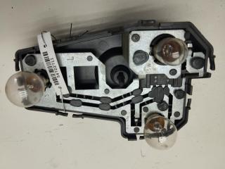 панель заднего левого фонаря Volkswagen Sharan 1 поколение 1995, 2.8 л., бензин, АКПП, зелёный, минивэн, 7M0945257A