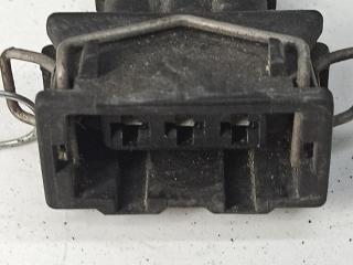 разъем (фишка) проводки Audi A4 B5 1998, 1.8 л., бензин, МКПП, серый, универсал, 357972753
