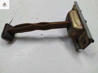 Ограничитель открывания двери задней Mazda 626 GE [рестайлинг] 1995, хетчбэк 5 дв.