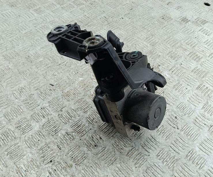 Блок управления ABS/ESP Mercedes-Benz E W212 2014, 2.2 л., дизель, АКПП, бежевый, универсал, A2124310148