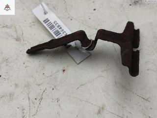 Колодки тормозные задние Mercedes-Benz C-Класс W202/S202 [рестайлинг] 1997, 1.8 л., бензин, МКПП, красный, универсал