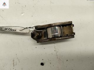 коромысло клапана (рокер) Volkswagen Golf 4 поколение 2004, 1.4 л., бензин, МКПП, серый, универсал