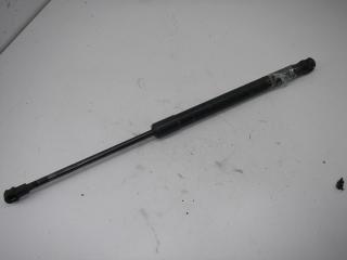 амортизатор крышки багажника (3-5 двери) BMW 1 серия E81/E82/E87/E88 2005, 2.0 л., дизель, МКПП, чёрный, хетчбэк 5 дв., 7060622
