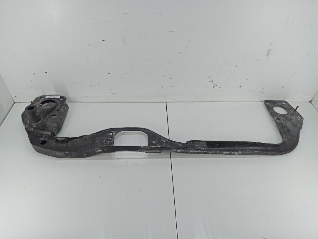 балка под радиатор Audi A6 C5 2000, 2.5 л., дизель, МКПП, серый, седан, 4B0805851E