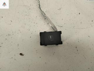 кнопка стеклоподъемника заднего правого Volkswagen Golf 4 поколение 1999, 1.4 л., бензин, МКПП, белый, хетчбэк 5 дв., 3B0959855B