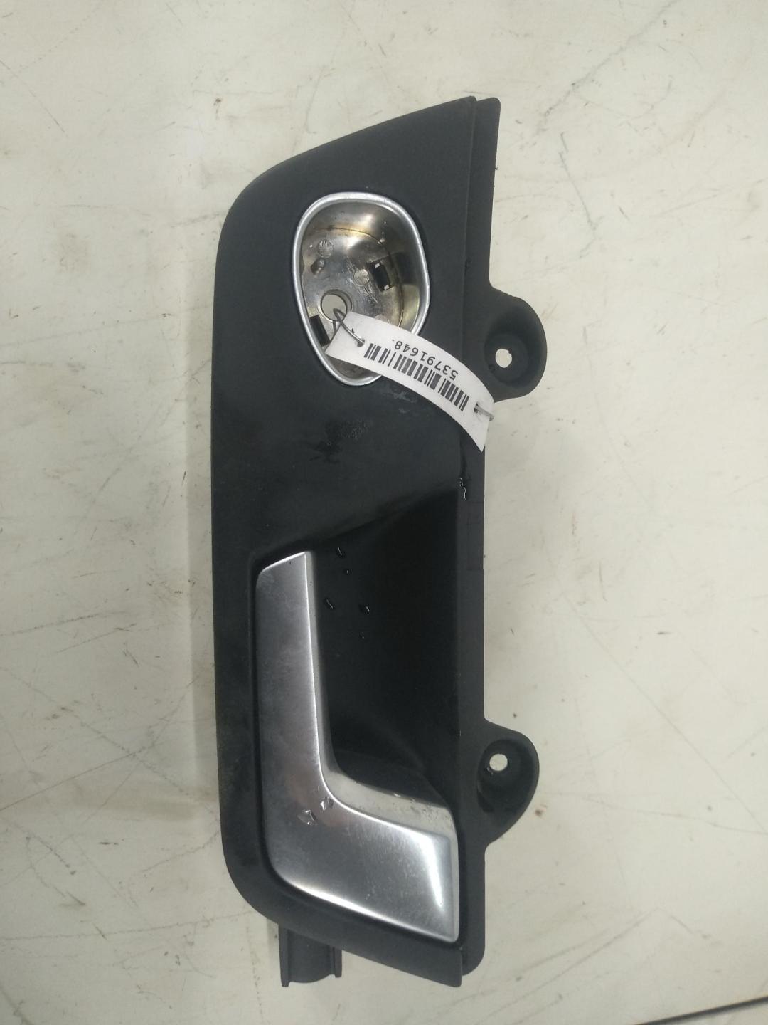 ручка внутренняя передняя правая Audi A4 B6 2003, 2.0 л., бензин, МКПП, серый, универсал, 8E1837020F