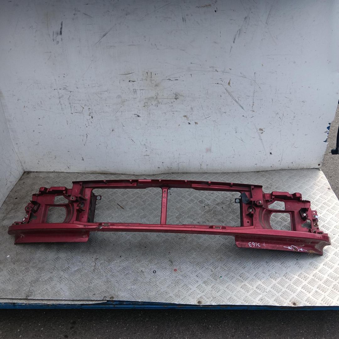 Рамка радиатора Ford Explorer 1996, 4.0 л., бензин, АКПП, красный, внедорожник 5 дв., F87B8190CA