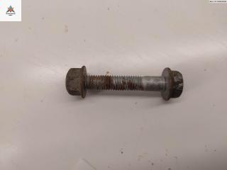 Болт крепления Volkswagen Passat B5 1997, 1.8 л., бензин, МКПП, зелёный, седан