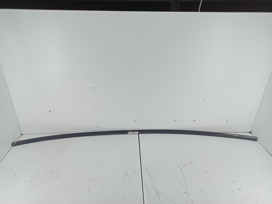 молдинг двери передней правой Audi A3 8L 2002, 1.8 л., бензин, МКПП, чёрный, хетчбэк 3 дв.