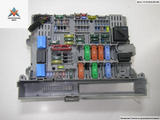 блок предохранителей BMW 1 серия E81/E82/E87/E88 2005, 1.6 л., бензин, МКПП, серый, хетчбэк 5 дв., 6906624