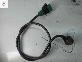 датчик детонации Audi A4 B5 1996, 1.8 л., бензин, МКПП, серый, универсал, 054905377H