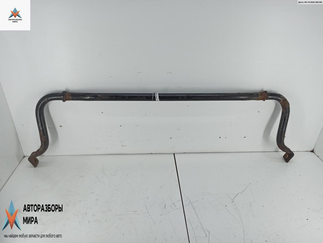 стабилизатор подвески передний Audi A4 B5 1997, 1.8 л., бензин, МКПП, серый, седан - фото №1