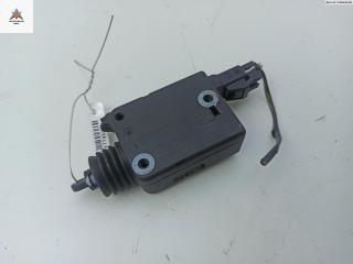 активатор замка багажника Opel Zafira 1 поколение (A) 2001, 1.8 л., бензин, МКПП, зелёный, минивэн, 90460062