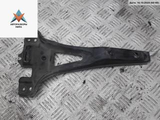 кронштейн (крепление) Volkswagen Bora 1 поколение 1998, 1.6 л., бензин, МКПП, зелёный, седан, 1J0805569B