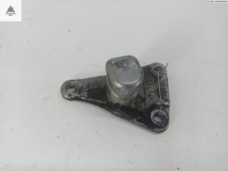 кронштейн двигателя Audi A4 B6 2001, 2.5 л., дизель, МКПП, синий, универсал, 8E0199343