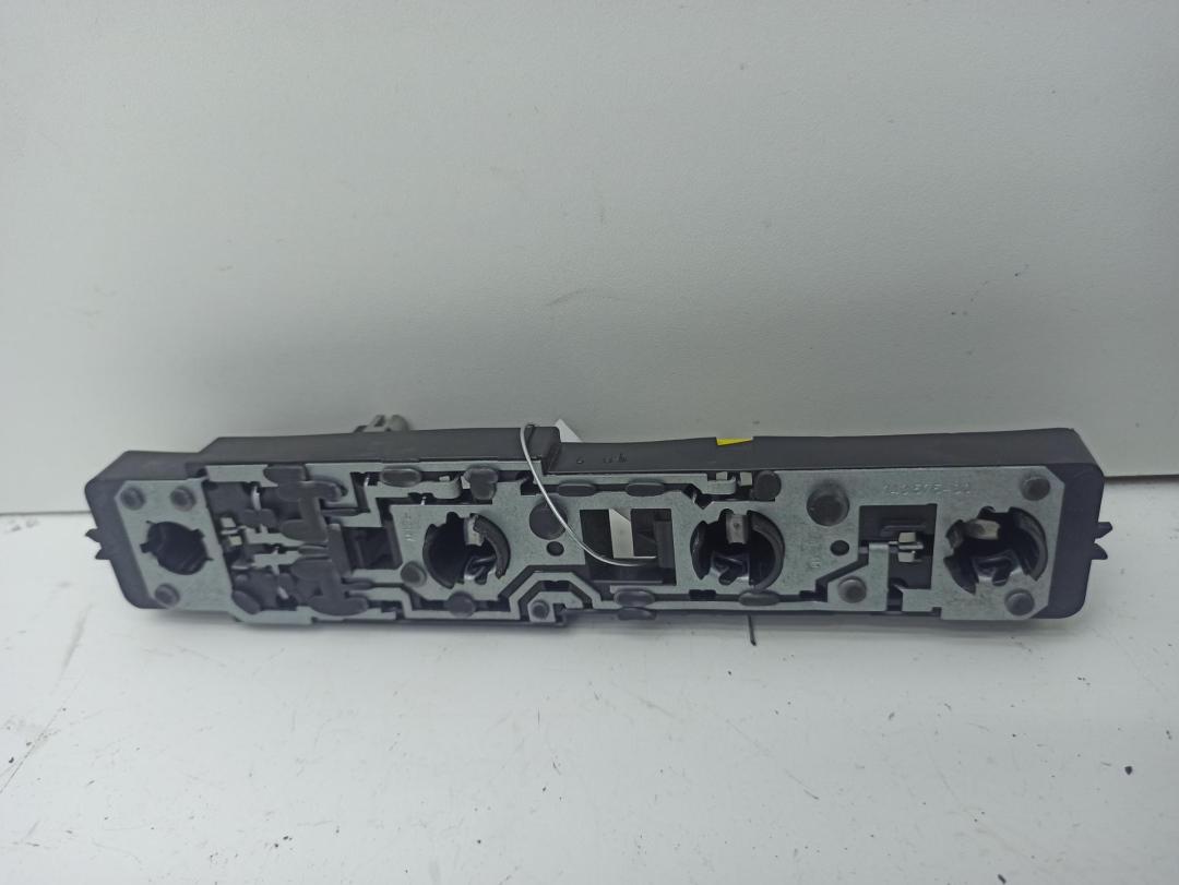 Плата фонаря заднего правого Opel Omega B 2002, 2.2 л., бензин, МКПП, серый, универсал, 143577-00