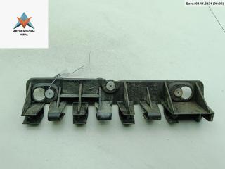 кронштейн заднего бампера Dacia (Renault) Logan 2008, 1.6 л., бензин, МКПП, синий, универсал, 8200413930