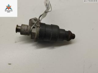 форсунка Audi A4 B5 1996, 2.6 л., бензин, АКПП, зелёный, универсал, 078133551N