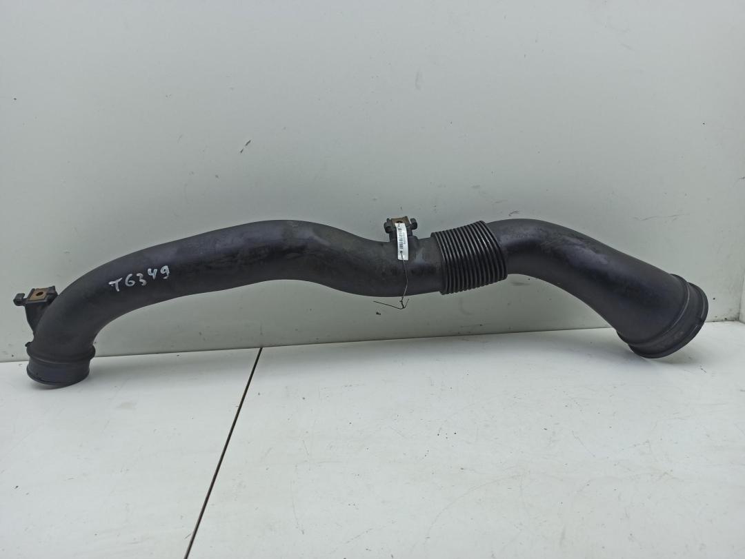 патрубок воздушного фильтра Opel Signum 2006, 3.0 л., дизель, 55556519
