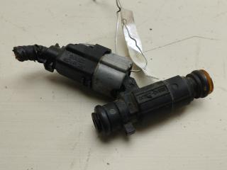форсунка Hyundai Getz 2008, 1.1 л., бензин, МКПП, чёрный, хетчбэк 3 дв., 35310-22600