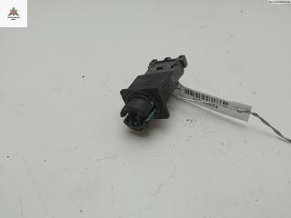 Патрон лампы указателя поворота Volvo V70 1 поколение 1999, 2.4 л., бензин, МКПП, чёрный, седан