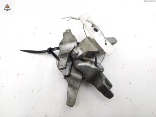 крепление форсунки Opel Signum C 2004, 1.9 л., дизель, АКПП, красный, хетчбэк 5 дв., 4763