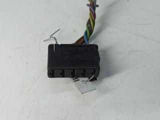 разъем (фишка) проводки Audi A4 B5 1996, 2.6 л., бензин, АКПП, зелёный, универсал, 811971835
