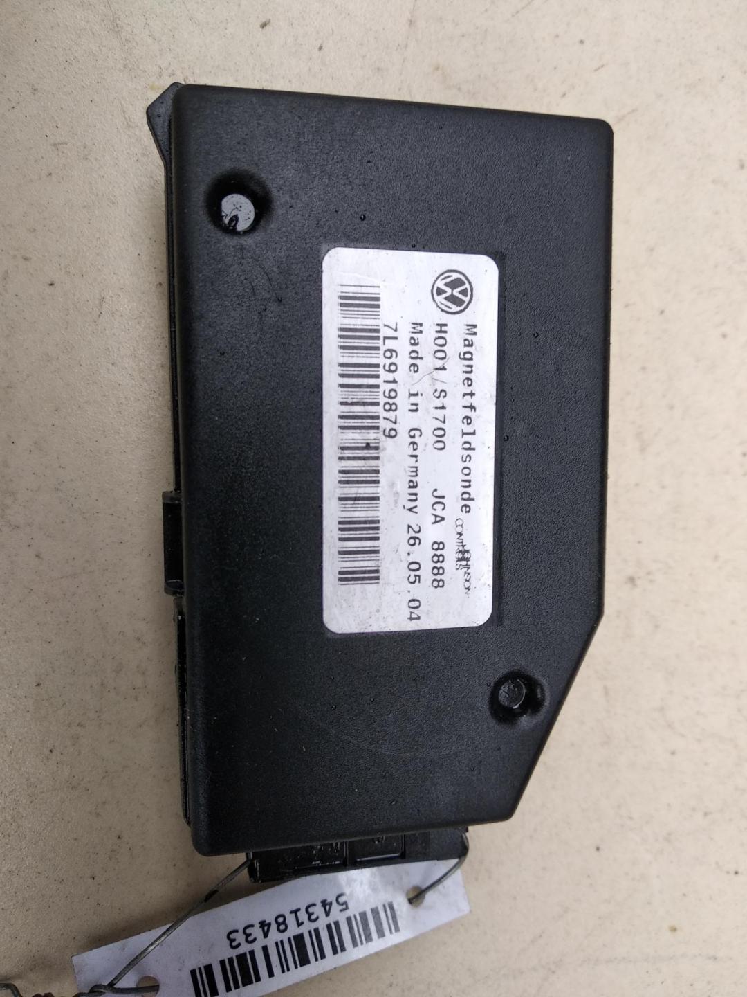 блок управления (другие) Volkswagen Touareg 1 поколение 2004, 5.0 л., дизель, АКПП, чёрный, внедорожник 5 дв., 7L6919879 - фото №1