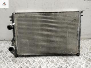 радиатор охлаждения Dacia (Renault) Logan 2006, 1.5 л., дизель, МКПП, синий, седан, 8200189288