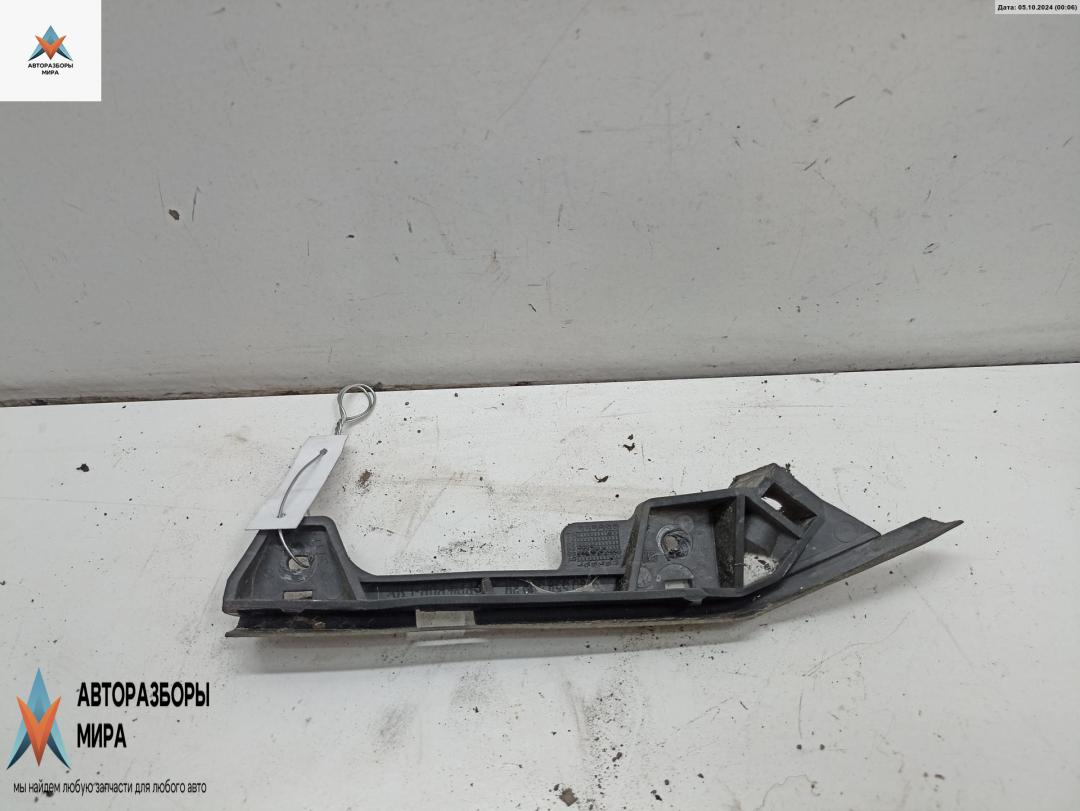 кронштейн переднего бампера Opel Astra G 1999, 2.0 л., бензин, АКПП, серый, хетчбэк 3 дв., 90559500 - фото №1