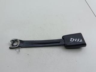 замок ремня безопасности Toyota Aygo 1 поколение 2007, 1.0 л., бензин, МКПП, красный, хетчбэк 5 дв., E034501