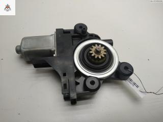 моторчик стеклоподъемника задний правый Ford Kuga 1 поколение 2008, 2.0 л., дизель, МКПП, серый, внедорожник 5 дв., 080226979040100