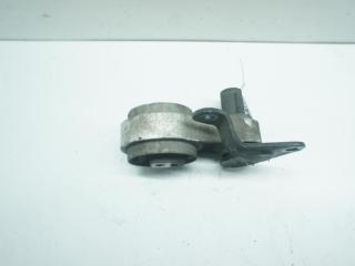подушка крепления КПП Ford Fiesta 2005, 1.4 л., бензин, МКПП, чёрный, хетчбэк 3 дв.