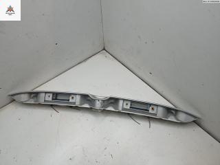 накладка подсветки номера Opel Omega B [рестайлинг] 2002, 2.2 л., бензин, МКПП, серый, универсал, 90379079