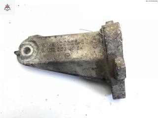 кронштейн двигателя Mercedes-Benz C-Класс W201 [рестайлинг] 1992, 1.8 л., бензин, АКПП, серый, седан, 1022236204