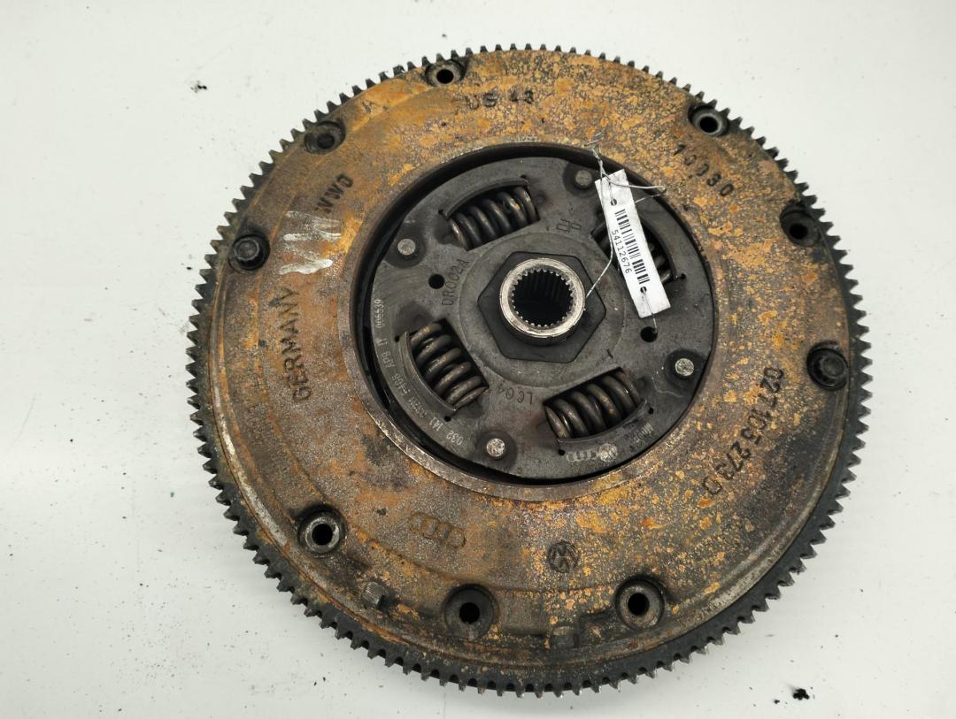 маховик Volkswagen Bora 2000, 1.4 л., бензин, МКПП, синий, седан, 027105273D