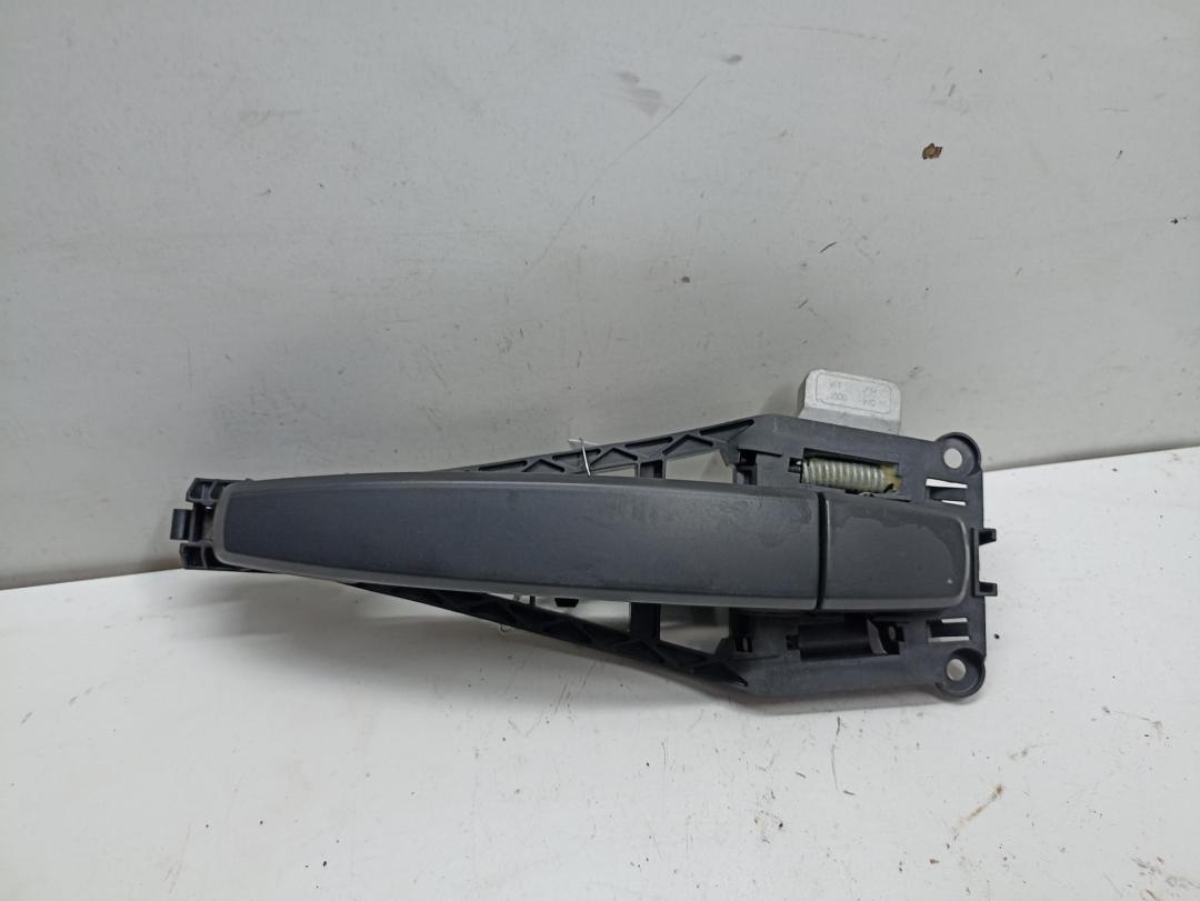 ручка наружная передняя левая Opel Corsa D 2007, 1.2 л., бензин, МКПП, серый, хетчбэк 5 дв., 13255665, 24463525
