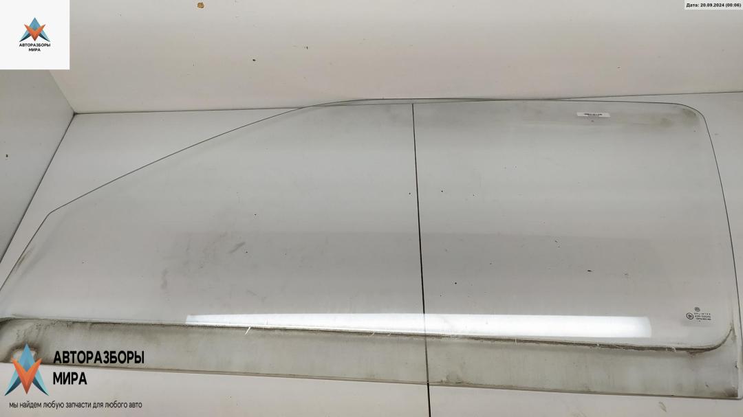 стекло двери передней левой Volkswagen Golf 3 поколение 1994, 1.4 л., бензин, МКПП, зелёный, хетчбэк 3 дв., AS2 - фото №1