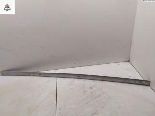 молдинг двери передней левой Opel Vectra C 2004, 2.2 л., бензин, АКПП, серый, седан, 13101648