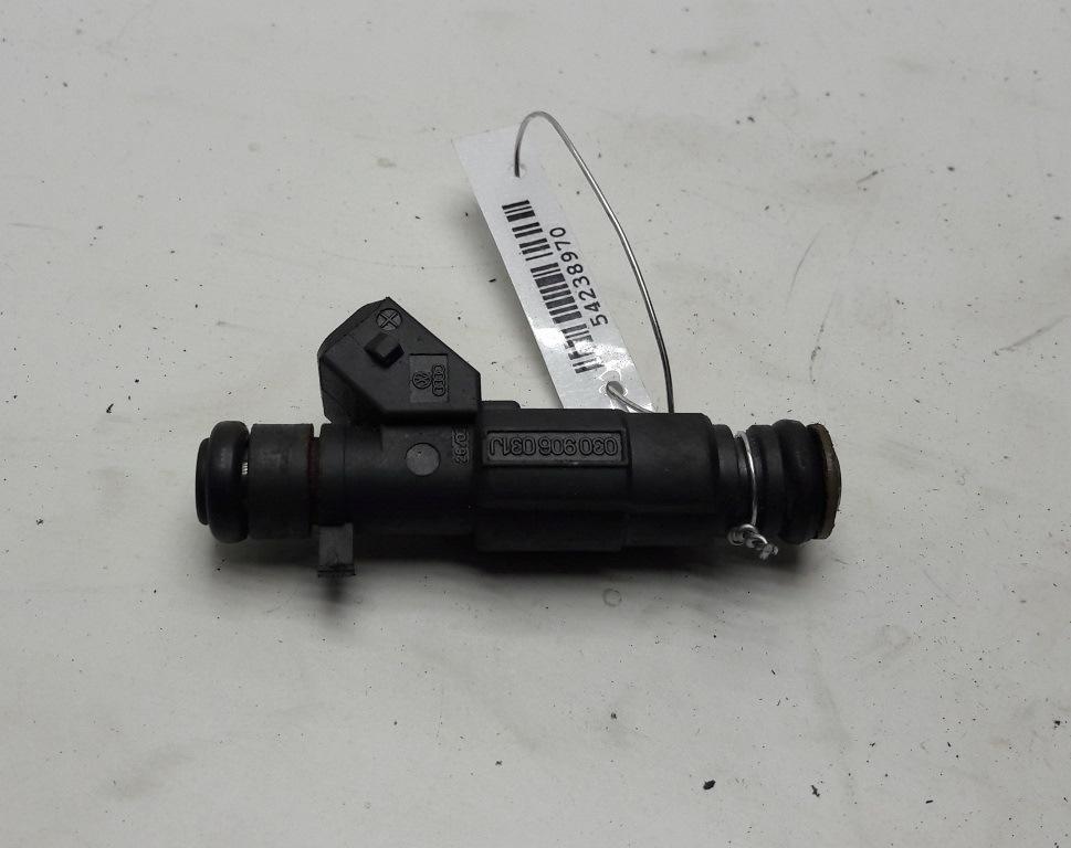 форсунка SEAT Ibiza 2000, 1.4 л., бензин, МКПП, чёрный, хетчбэк 3 дв., 030906031J