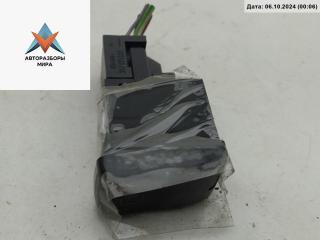 кнопка обогрева заднего стекла Volkswagen Polo 3 поколение 1994, 1.3 л., бензин, МКПП, серый, хетчбэк 3 дв., 6N1959621