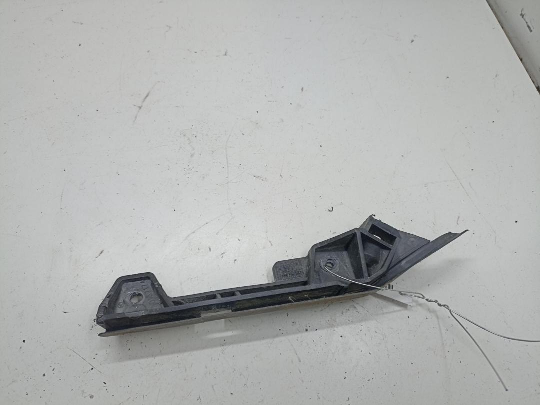 кронштейн переднего бампера Opel Astra G 2004, 2.0 л., дизель, АКПП, чёрный, универсал, 90559500