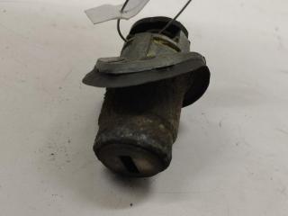 Личинка замка багажника Audi A4 B5 1998, 1.8 л., Ti, бензин, МКПП, зелёный, универсал