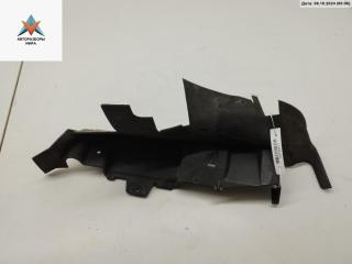 диффузор вентилятора Audi A4 B5 1996, 2.6 л., бензин, АКПП, зелёный, универсал, 8D0121284B