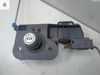 кнопка открытия багажника Opel Meriva 1 поколение (A) 2005, 1.8 л., бензин, робот, серый, минивэн, 13168316